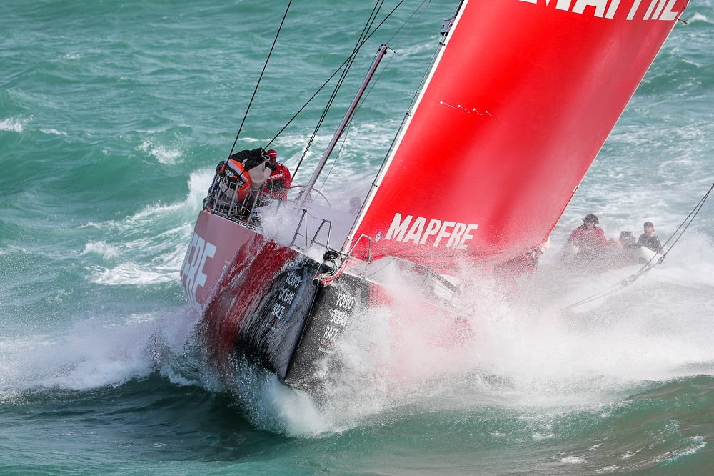 Mapfre Leads Volvo Fleet Out of Auckland
